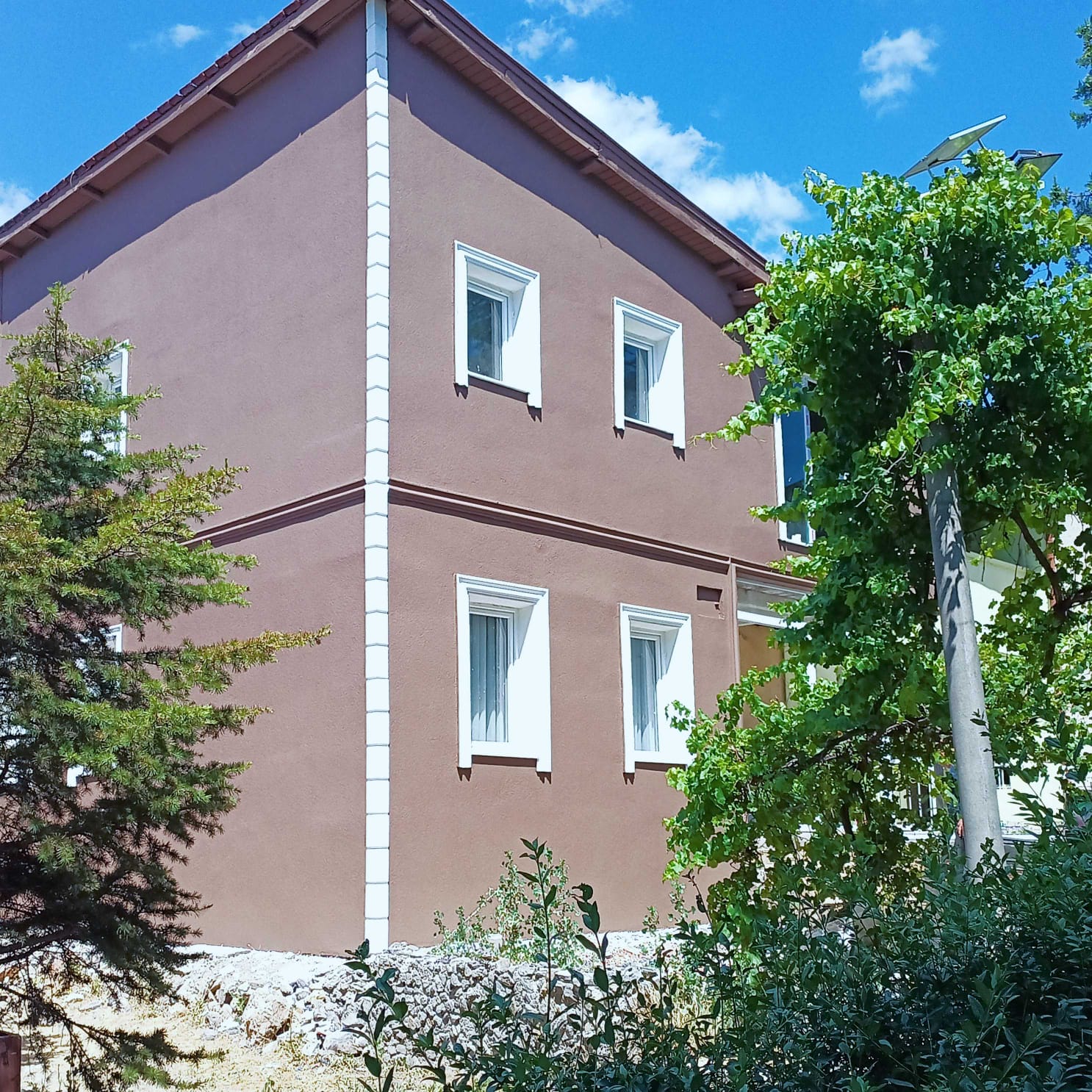 Dış Cephe Boyasında Renk Seçimi Nasıl Yapılır? Uzman Rehberi